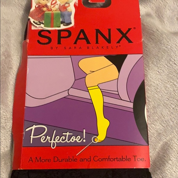 NWT Gaim Yoga Socks and Spanx Knee Sock Bundle 🧦 - Picture 9 of 11